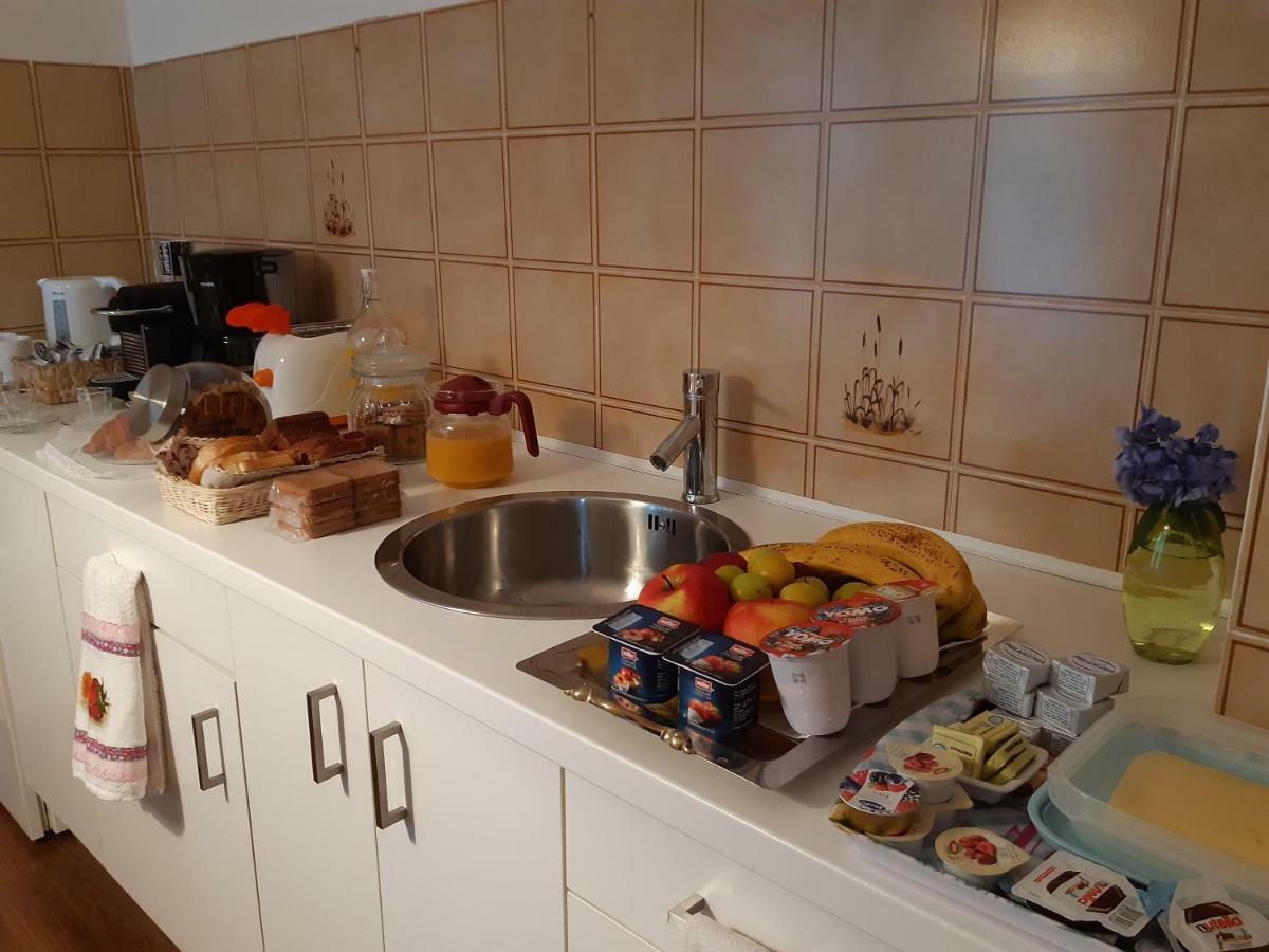 B&B La Casa Nel Bosco Invorio Inferiore Εξωτερικό φωτογραφία